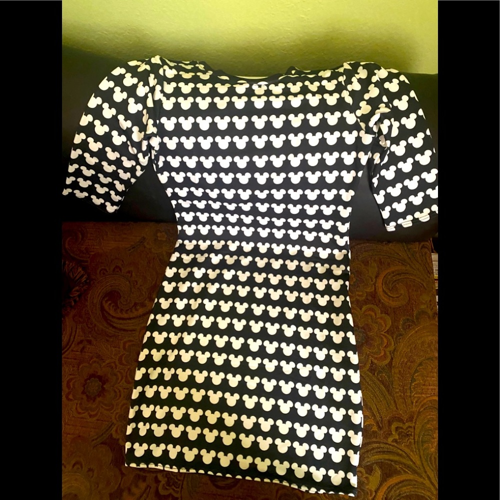 NWOT MICKEY MIDI DRESS SIZE M/ L